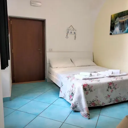 Ferienwohnung La Gemma Amalfitana Vietri Exterior foto